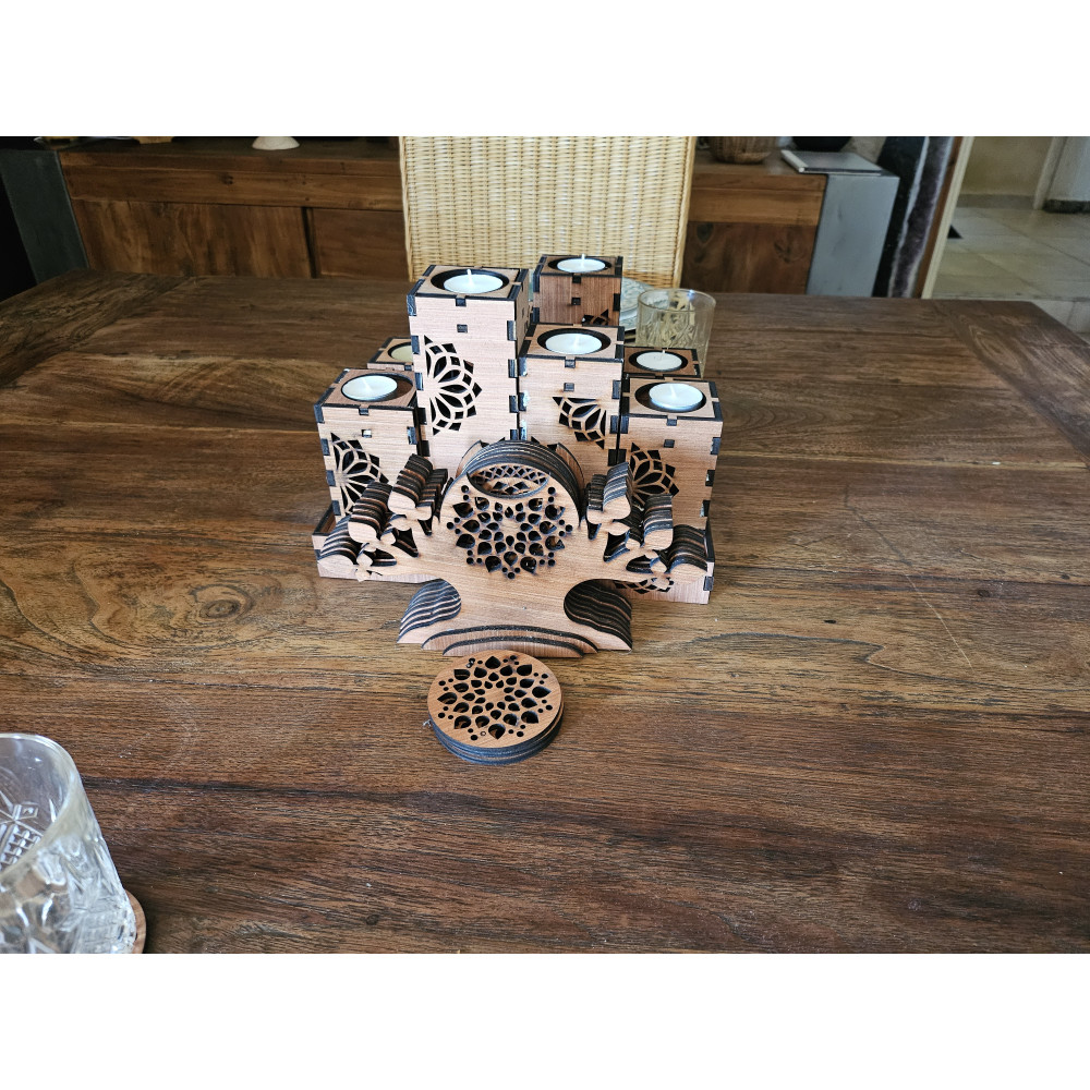 Set de 12 sous-verres avec son présentoir arbre en bois