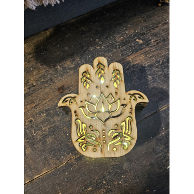 Petite main de Fatma led à pile