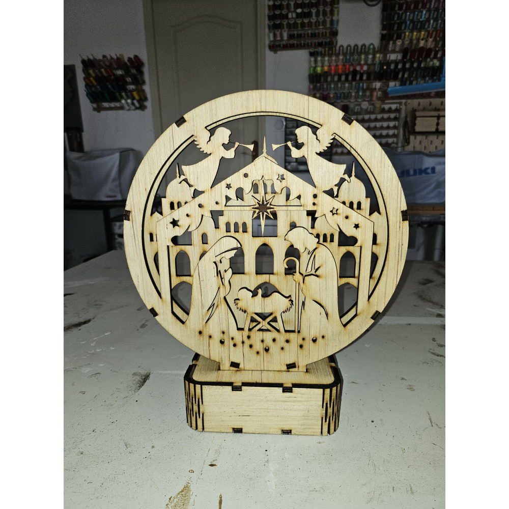 Crèche illuminée en bois illuminé